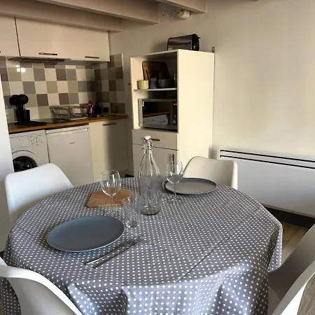 ღ Le Petit Buffet Hyper Centre 라로셸